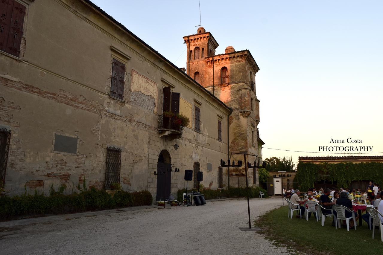 Ostello Castello Mina Della Scala Casteldidone Exterior foto